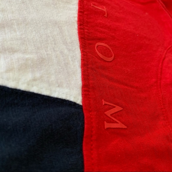 Tommy Hilfiger Cropped T-Shirt - Picture 3 of 5